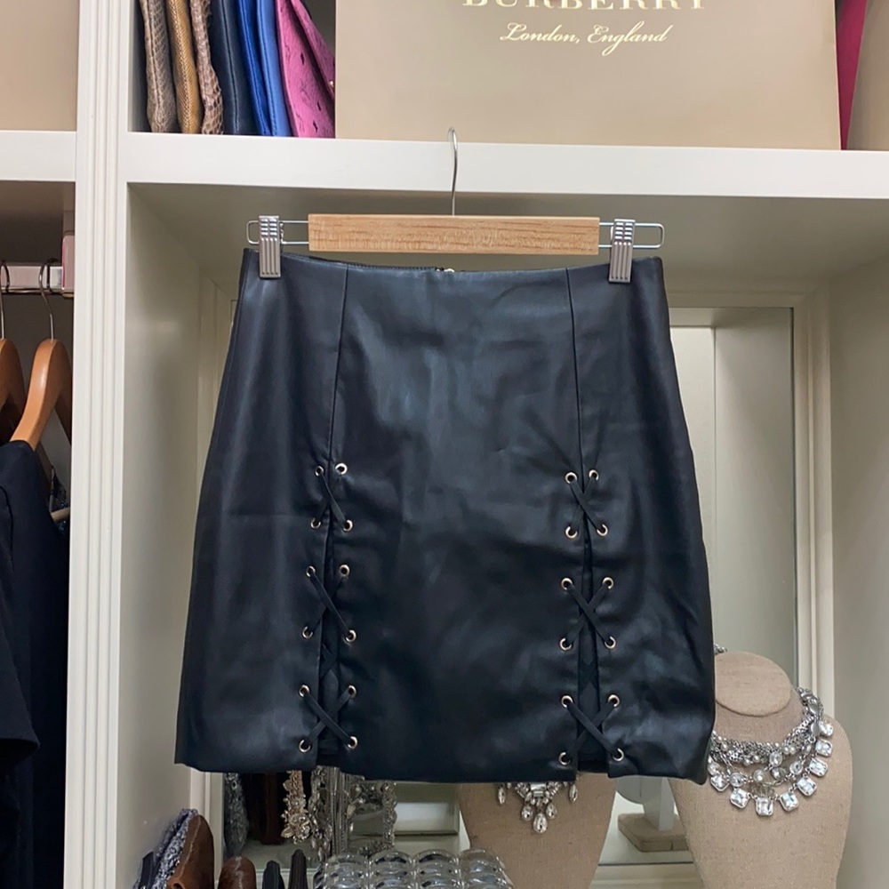 Black Bebe skirt
